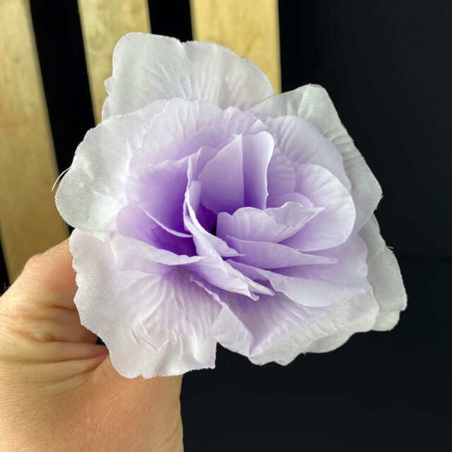 Pensasruusu tekokukkapää, vaalean violetti