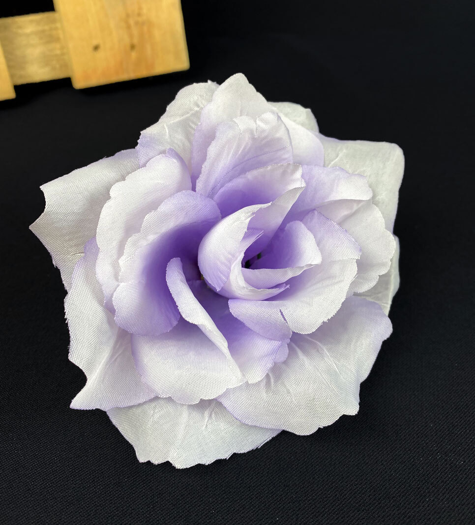 Pensasruusu tekokukkapää, vaalean violetti
