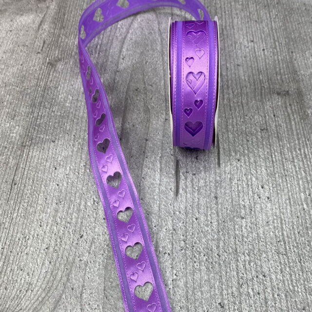 Koristenauha sydänkuvio violetti 2,7m