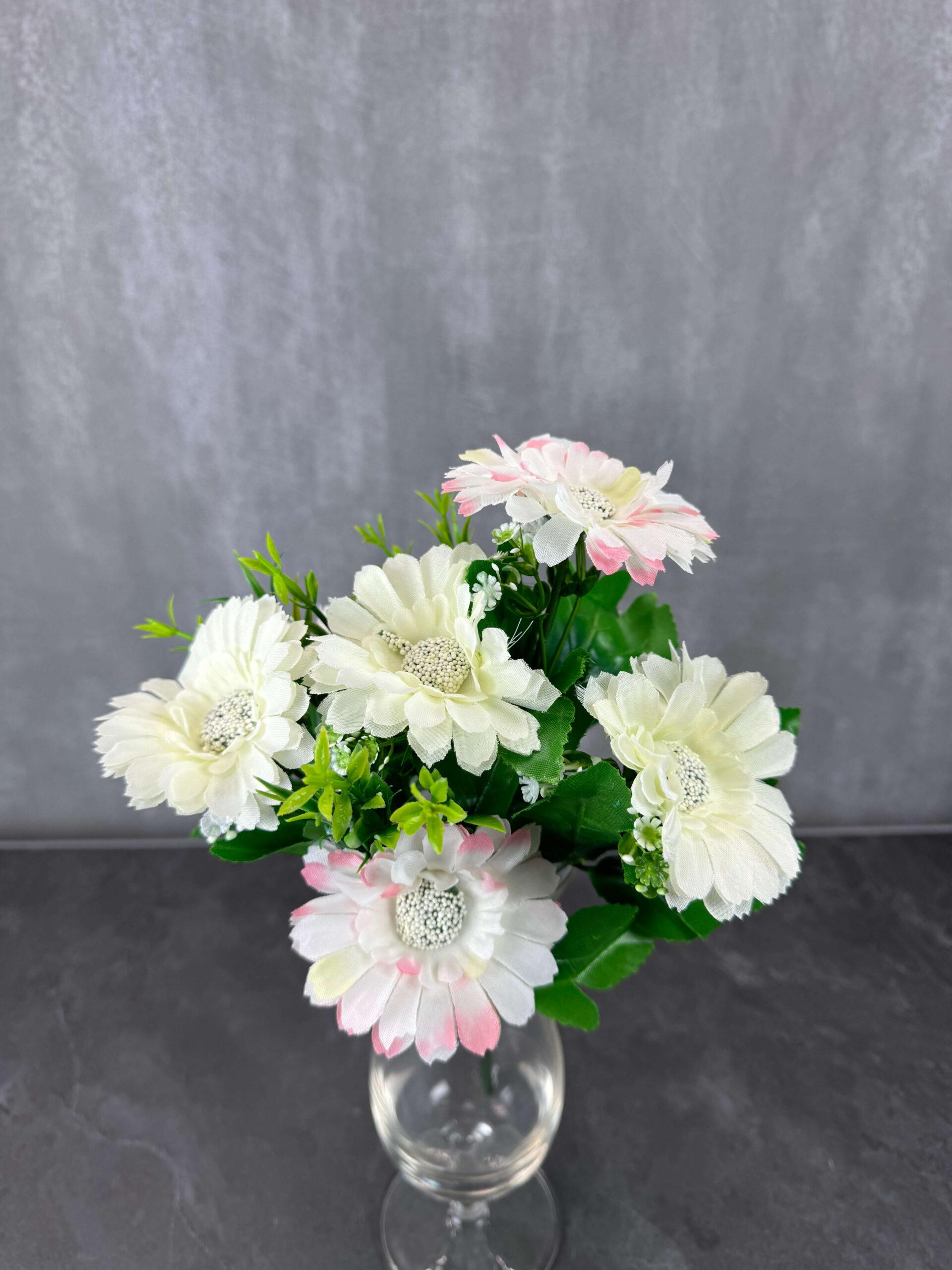 Gerbera tekokukkakimppu, kerma/vaaleanpunainen