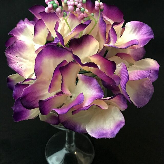 Hortensia tekokukkapää keinotekoinen, kerma/violetti