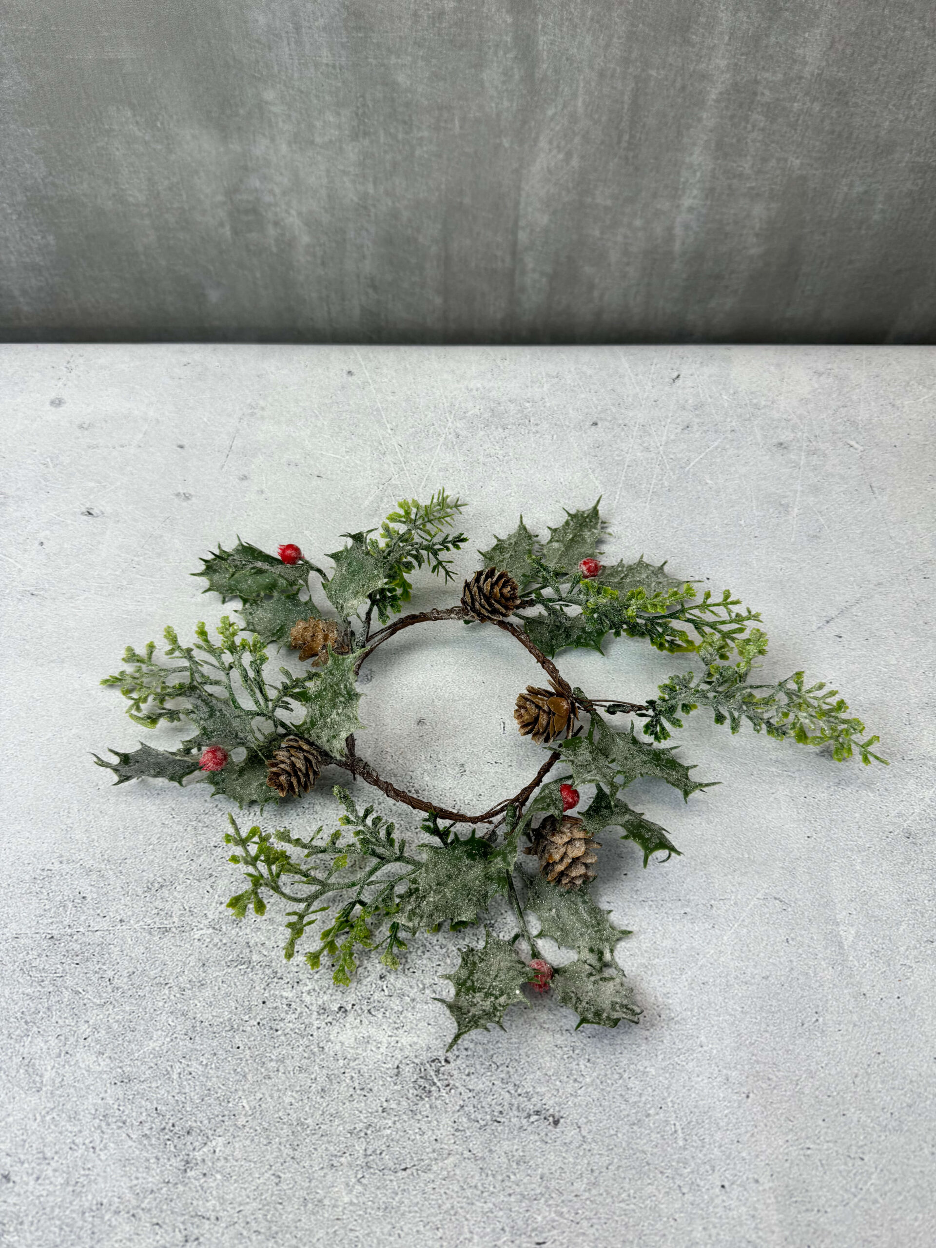 Kynttilämansetti / minikranssi, 25cm