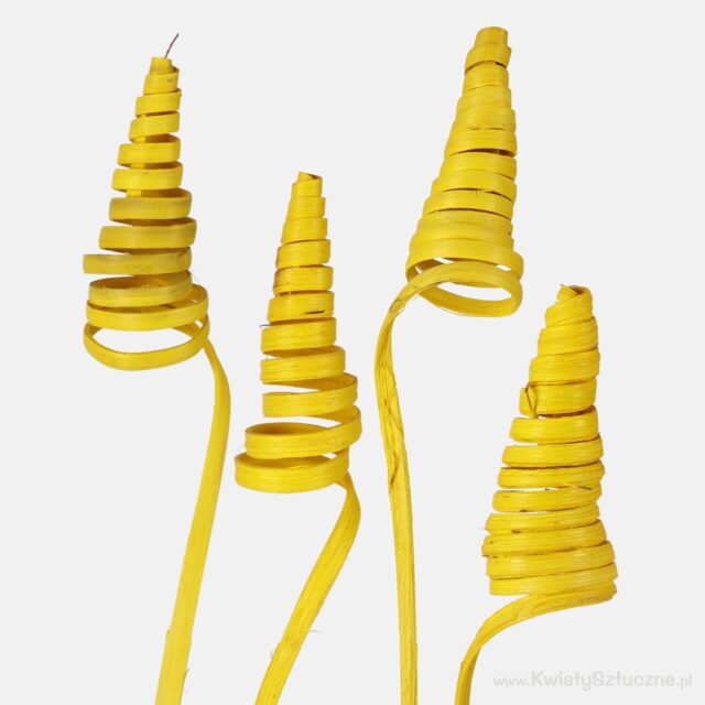 Keltainen mini rottinkikäpy