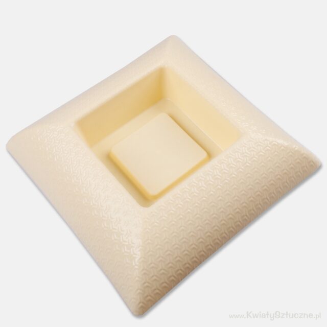 Kermanvärinen Martyna-kukkaruukku, 32 cm