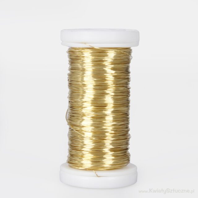 Kultainen messinkilanka rullassa, 70 g