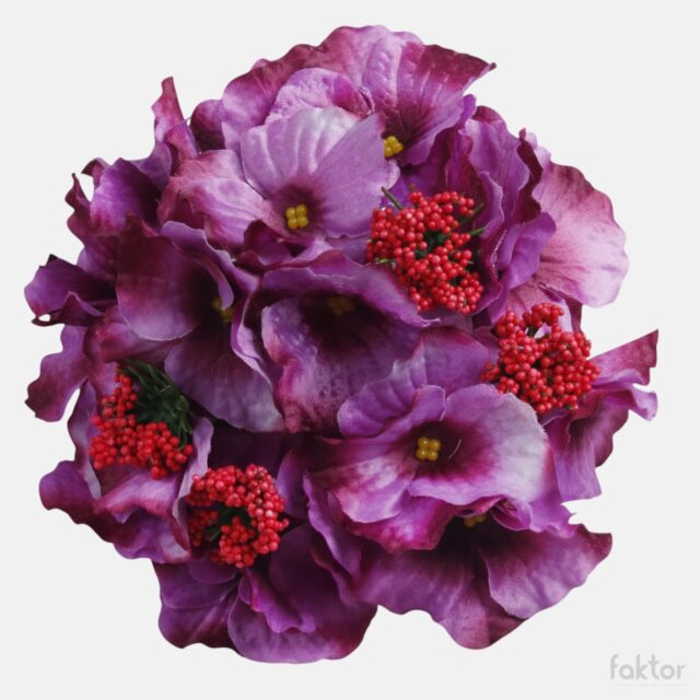 Violetti hortensian tekokukan kukkapää, halkaisija 16 cm
