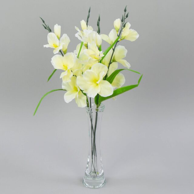 Kermanvärinen gladioluksen tekokukkaoksa