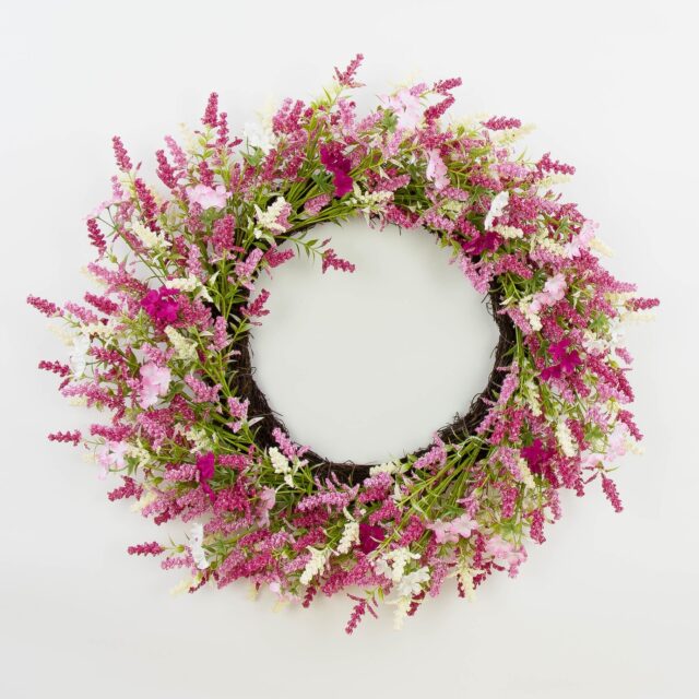 Pinkkisävyinen tekokukkakranssi, halkaisija 60 cm