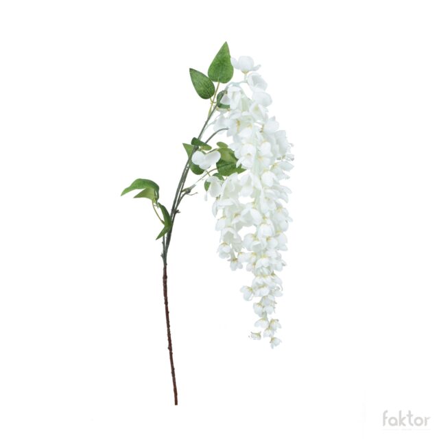 Valkoinen tekokukka-amppelia kukkivalla oksalla