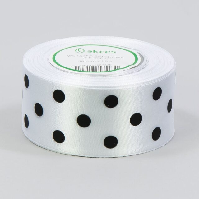 Valkoinen pilkullinen satiininauha