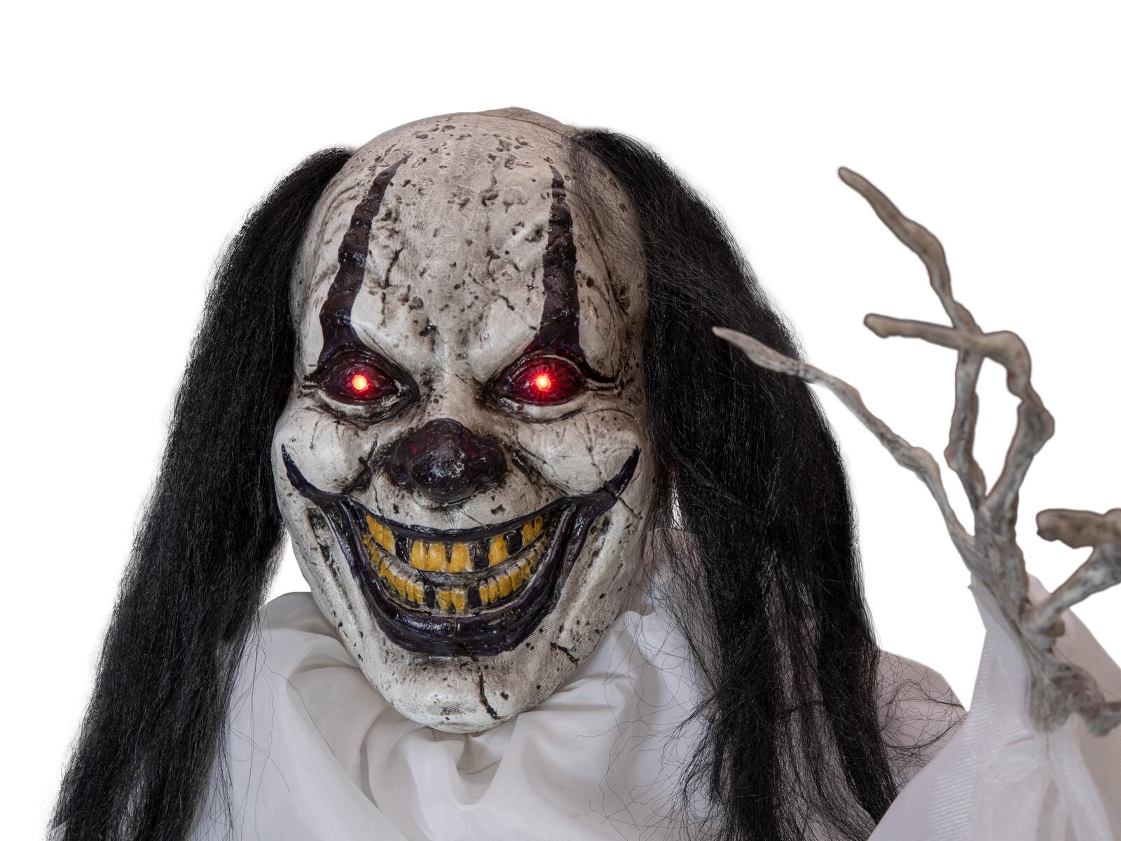 Valkoiseen repaleiseen asuun pukeutunut animoitu Halloween-klovnihahmo